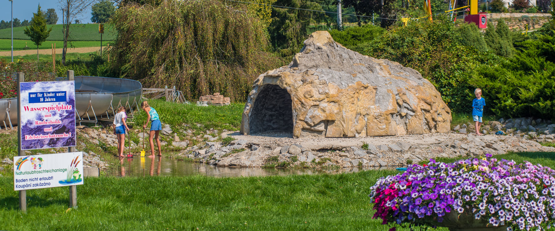 Churpfalzpark Loifling -  ()